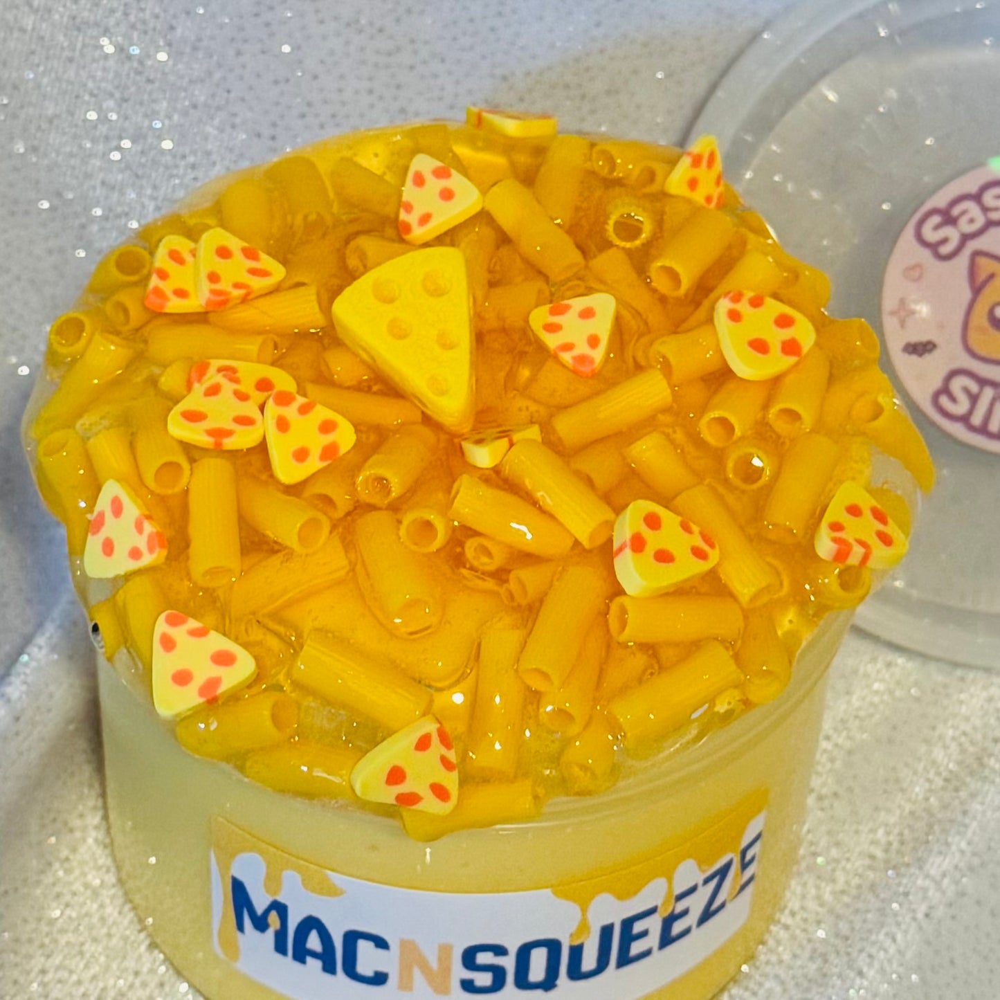 Mac N Squeeze